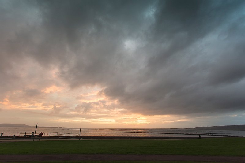 llanelli beach3.jpg